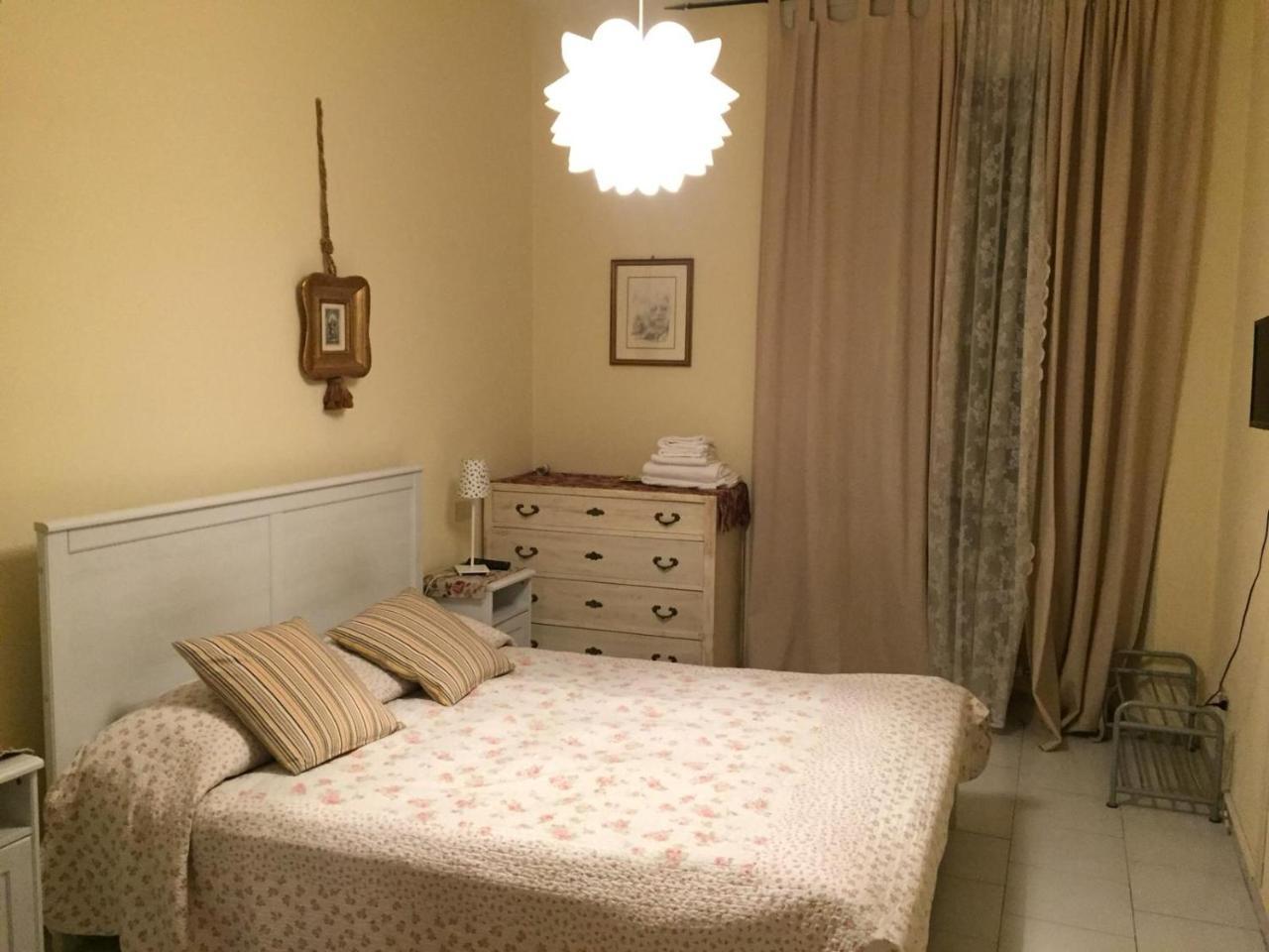 6 Keys Bed & Breakfast Pisa Exterior photo