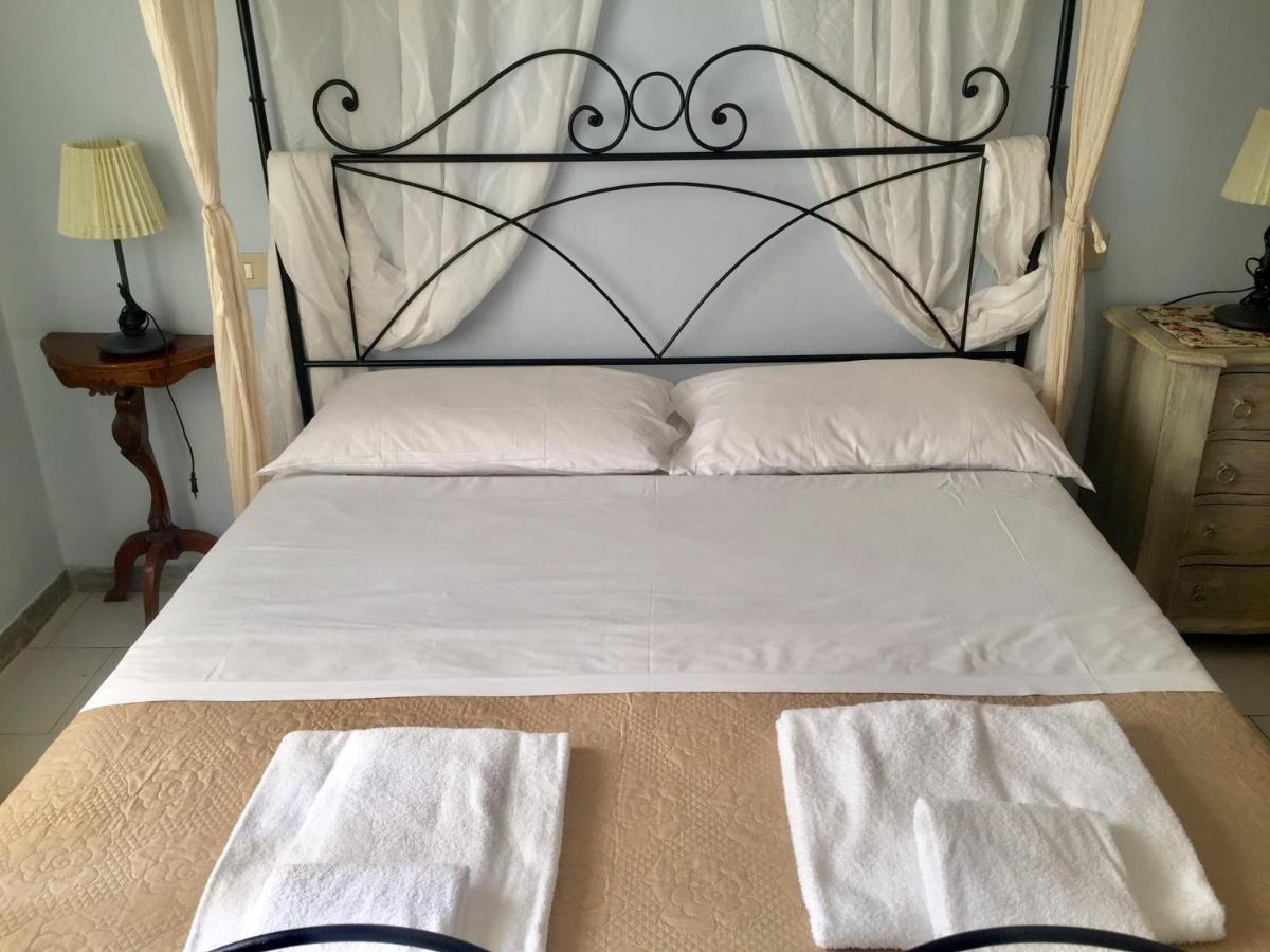 6 Keys Bed & Breakfast Pisa Exterior photo